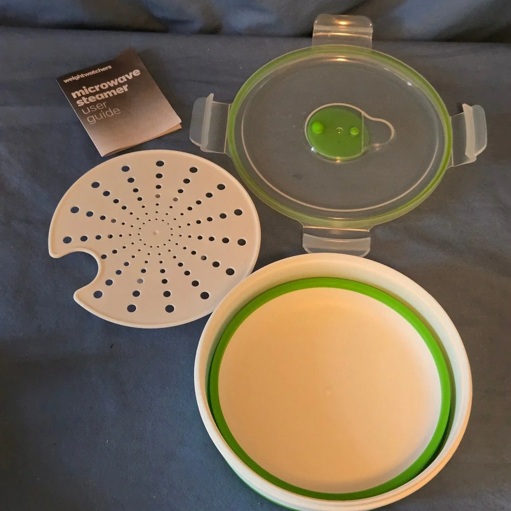 Weight Watchers Microwave Steamer Collapsible BPA Free White Green Healthy Cook
